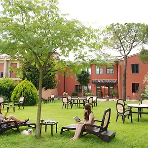 3* Otel Marzia